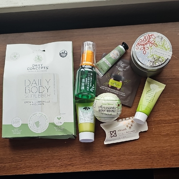 Origins Other - New Quiet Luxury Self Care Bath & Skincare Set Bath Bomb Candle Face Mask Foot